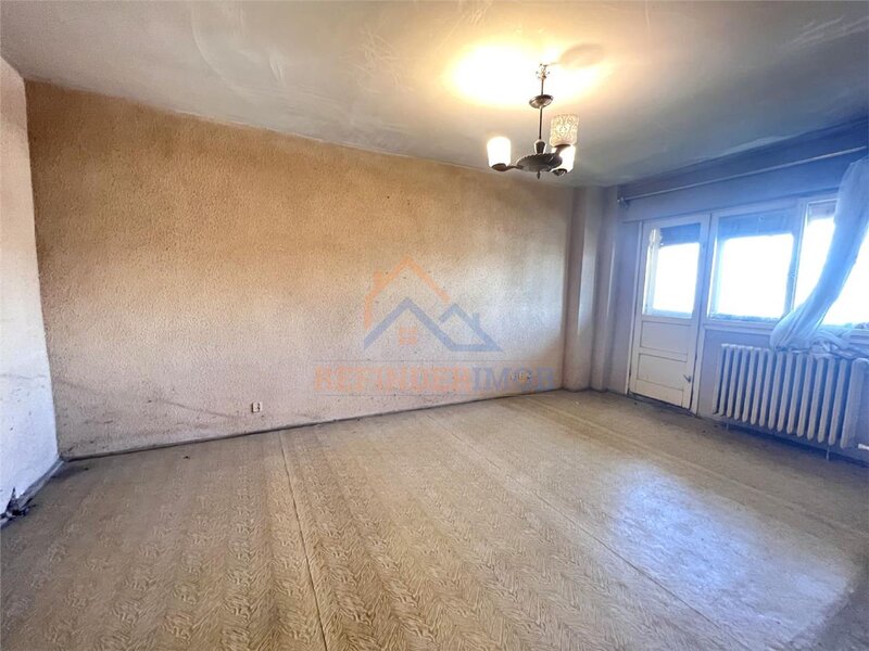 Drumul Taberei - Apartament 3 camere, bloc 1980 - Metrou Valea Ialomitei