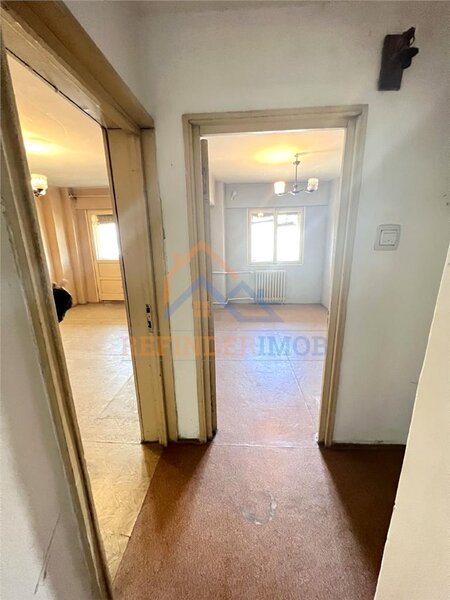 Drumul Taberei - Apartament 3 camere, bloc 1980 - Metrou Valea Ialomitei